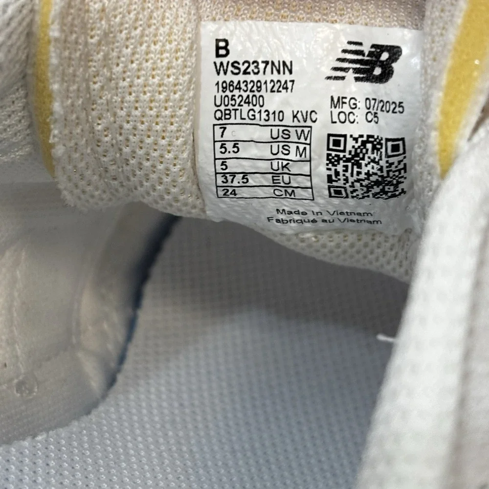 New Balance Women's 237 Classic Sneaker, Nimbus Cloud/White/Moonbeam Woman's 7